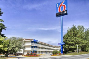 Гостиница Motel 6-New Cumberland, PA - Harrisburg - Hershey South  Нью Камберленд